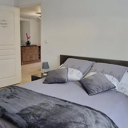 Gite Famille Au Calme, Confort Moderne, Proche Circuit Du Mans - Fr-1-410-450 Changé